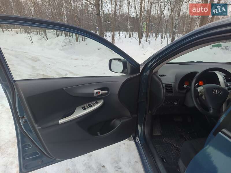 Седан Toyota Corolla 2007 в Корюківці