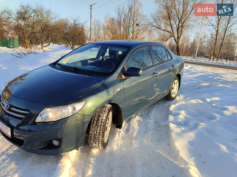 Седан Toyota Corolla 2007 в Корюківці