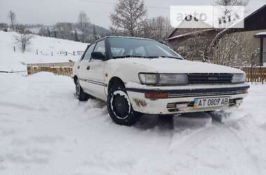 Лифтбек Toyota Corolla 1989 в Славском