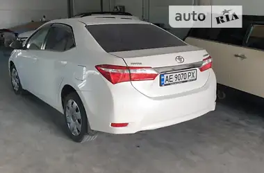 Toyota Corolla 2015