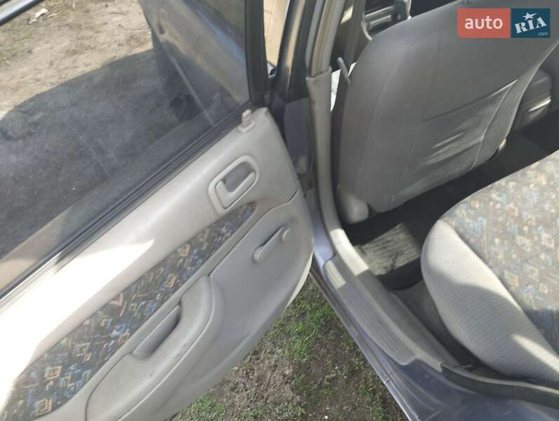Хэтчбек Toyota Corolla 1998 в Одессе