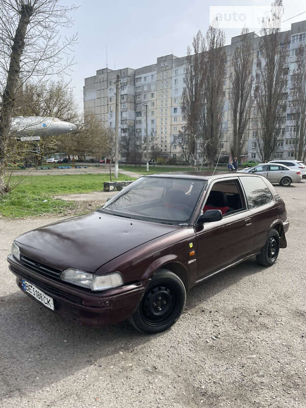 1989 Toyota Corolla VI (E90) 1.3 i (EE90) (75 лс)