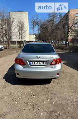 Седан Toyota Corolla 2007 в Краснограде