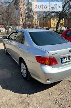 Седан Toyota Corolla 2007 в Краснограде