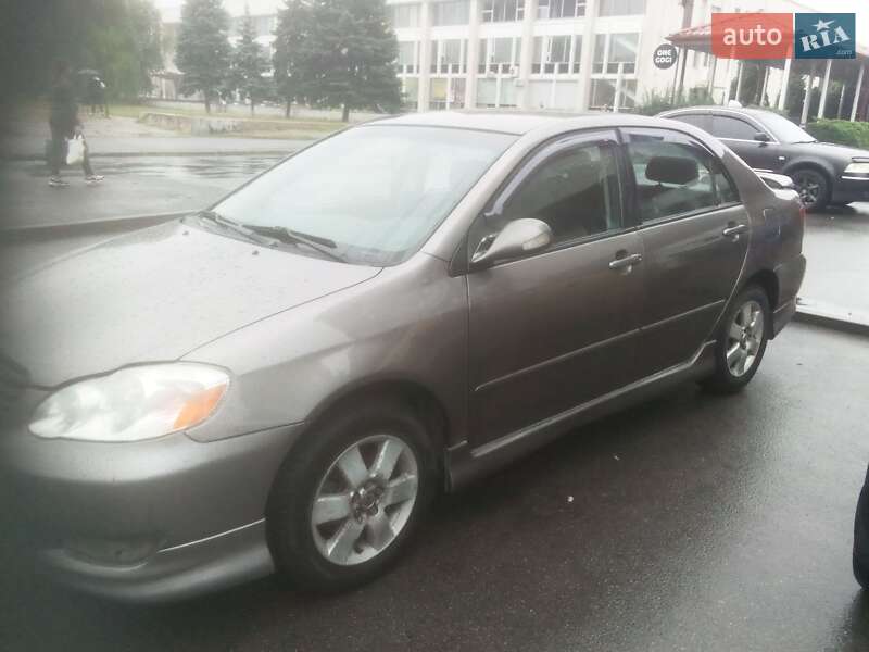 Toyota Corolla 2003