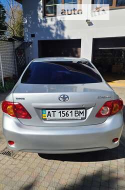 Седан Toyota Corolla 2008 в Львове