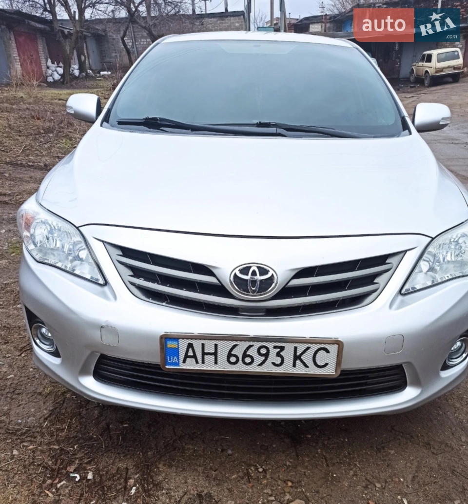 2010 Toyota Corolla - мініатюра 12