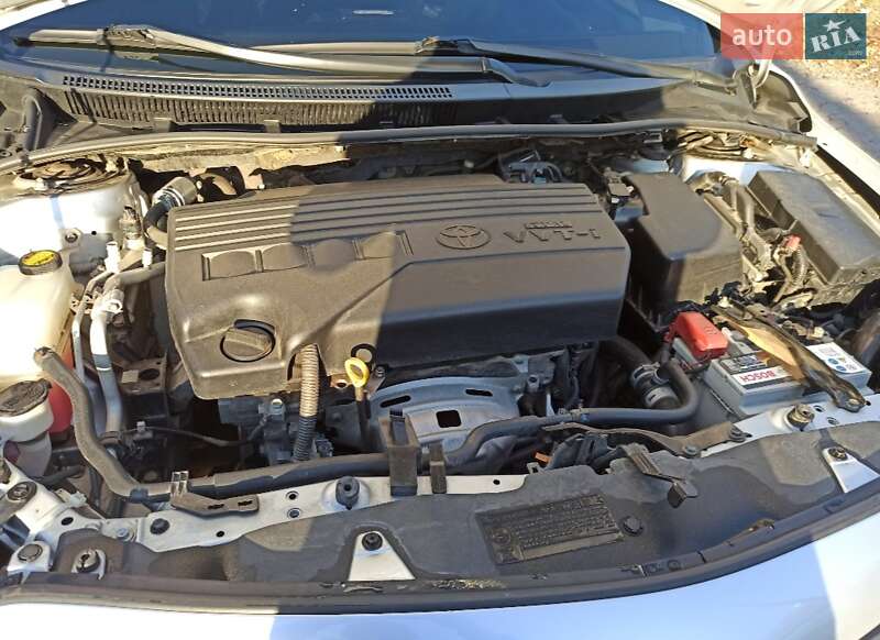 Седан Toyota Corolla 2010 в Краматорську