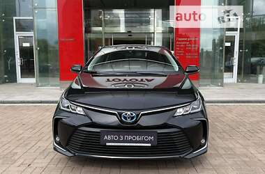 Седан Toyota Corolla 2022 в Києві