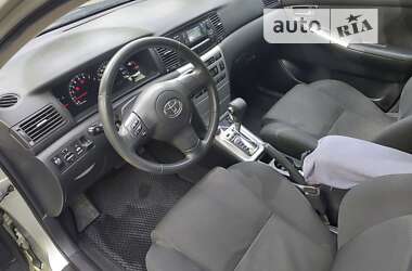 Хэтчбек Toyota Corolla 2006 в Кропивницком