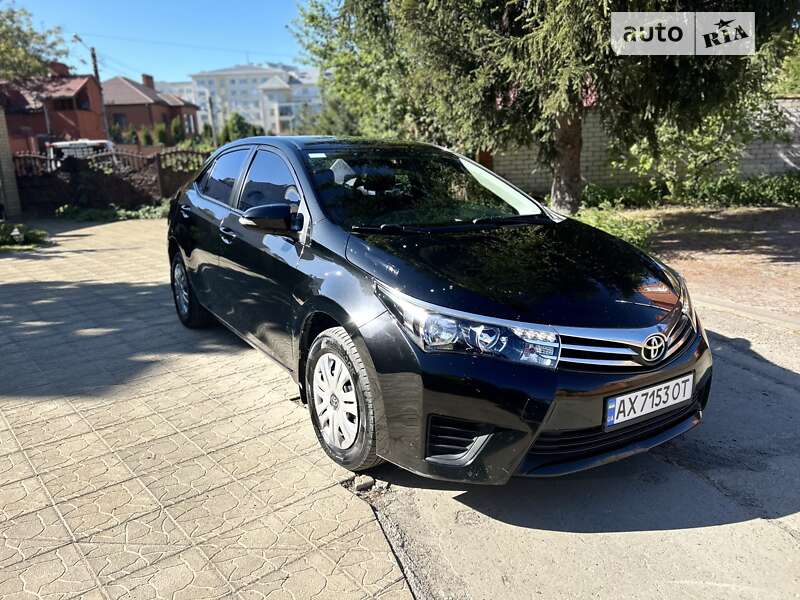 Седан Toyota Corolla 2016 в Харькове