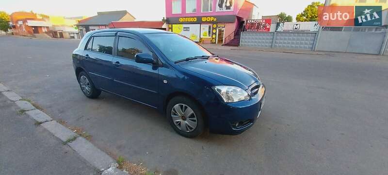 Хэтчбек Toyota Corolla 2006 в Подольске