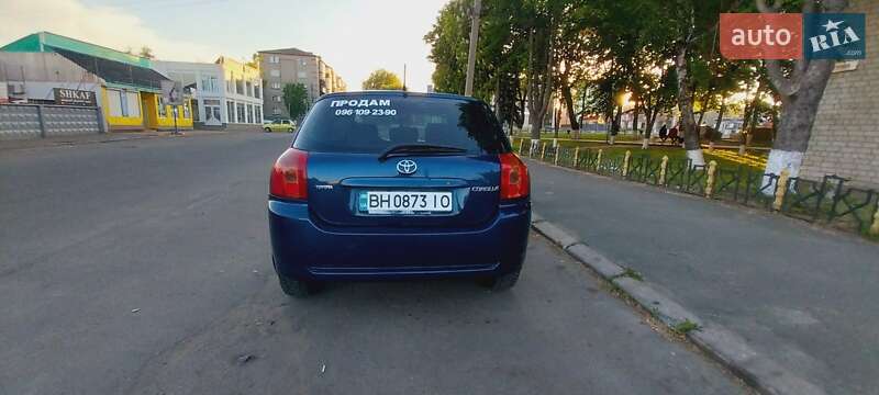 Хэтчбек Toyota Corolla 2006 в Подольске