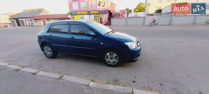 Хэтчбек Toyota Corolla 2006 в Подольске