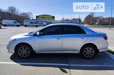 Седан Toyota Corolla 2008 в Києві