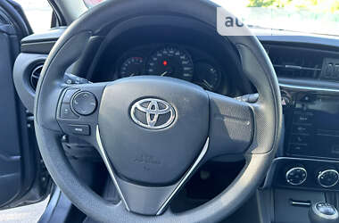 Седан Toyota Corolla 2018 в Дубно