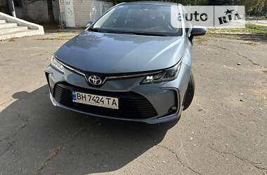 Седан Toyota Corolla 2019 в Подільську