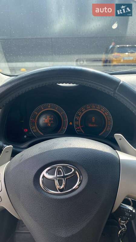 Седан Toyota Corolla 2008 в Киеве