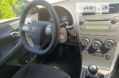 Седан Toyota Corolla 2011 в Києві