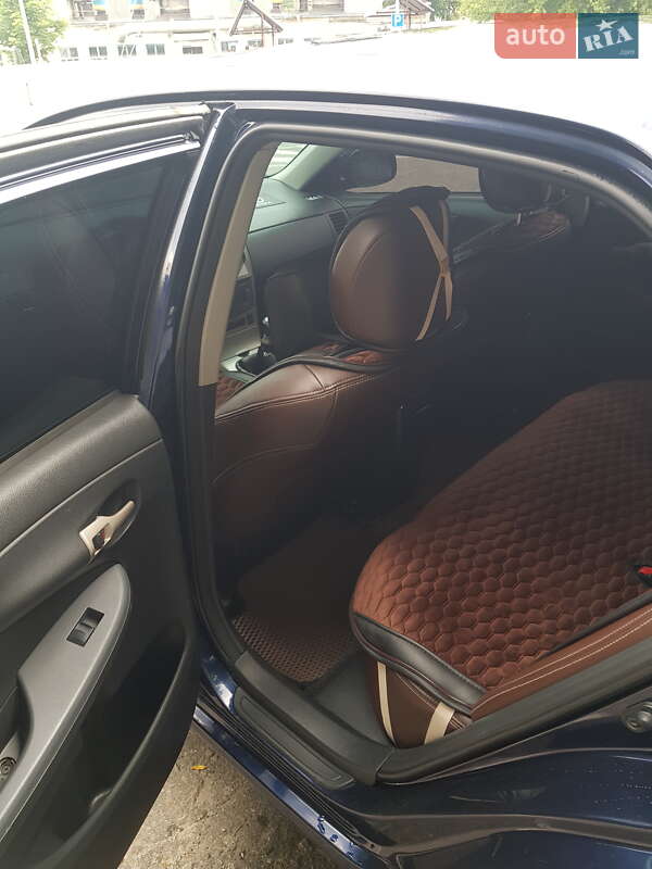 Седан Toyota Corolla 2008 в Киеве