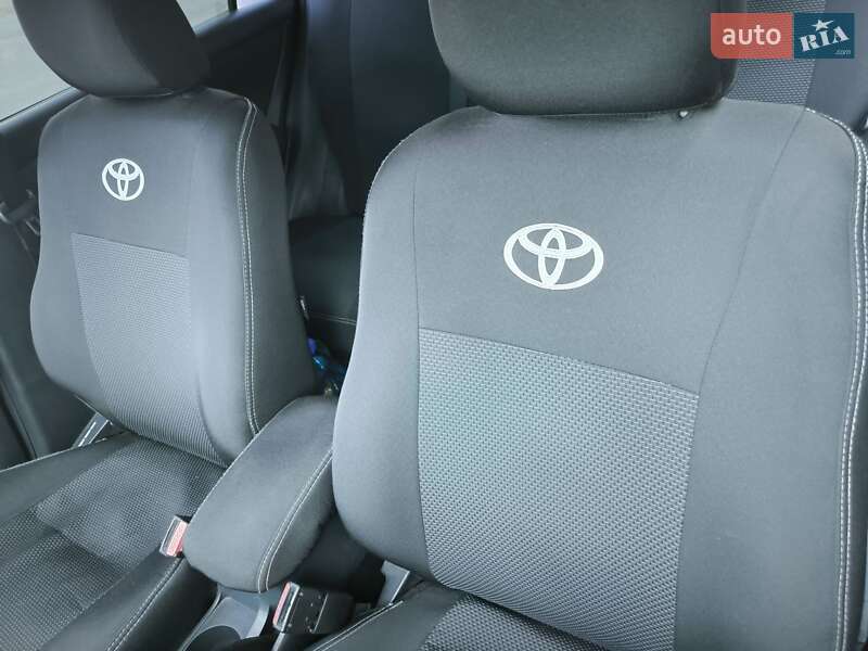 Хэтчбек Toyota Corolla 2006 в Львове фото 4 Хэтчбек Toyota Corolla 2006 в Львове