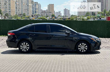 Седан Toyota Corolla 2020 в Києві