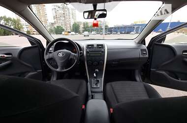 Седан Toyota Corolla 2009 в Киеве