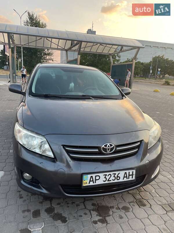 Седан Toyota Corolla 2008 в Запоріжжі