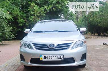 Седан Toyota Corolla 2011 в Одесі