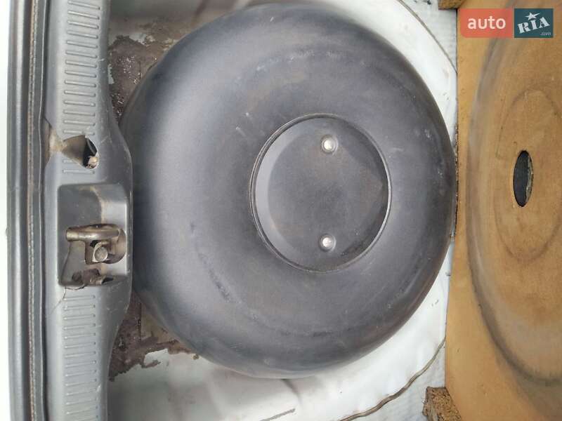 Хэтчбек Toyota Corolla 1995 в Березовке