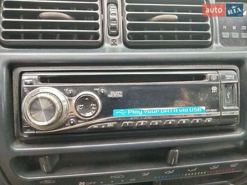Хэтчбек Toyota Corolla 1995 в Березовке
