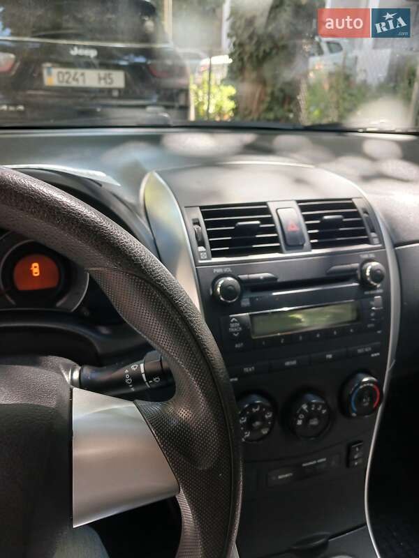 Седан Toyota Corolla 2010 в Одессе