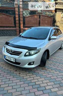 Седан Toyota Corolla 2008 в Києві