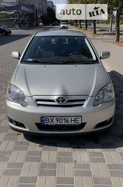 Хэтчбек Toyota Corolla 2005 в Хмельницком