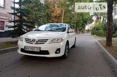 Седан Toyota Corolla 2010 в Харкові