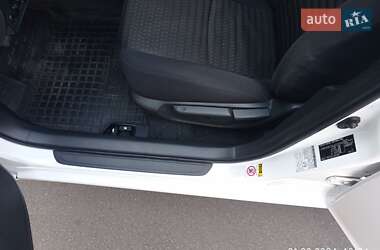 Седан Toyota Corolla 2010 в 