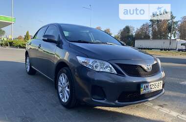 Седан Toyota Corolla 2012 в Житомире