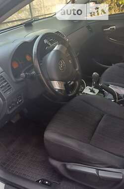 Седан Toyota Corolla 2008 в Ічні