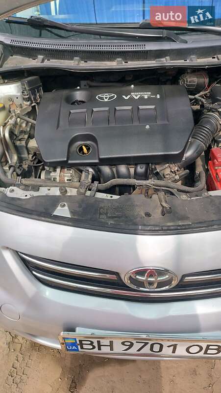 Седан Toyota Corolla 2006 в Одессе