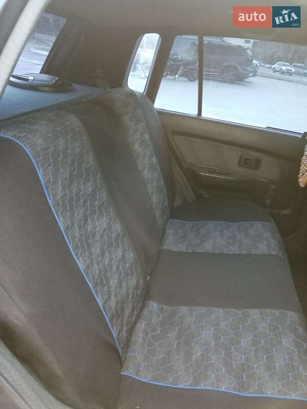 Хэтчбек Toyota Corolla 1989 в Киеве фото 9 Хэтчбек Toyota Corolla 1989 в Киеве