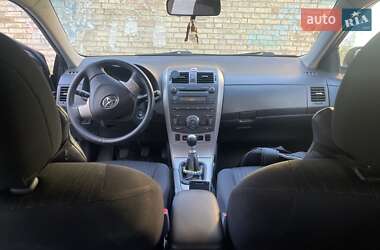 Седан Toyota Corolla 2009 в Киеве