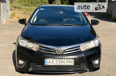 Седан Toyota Corolla 2013 в Києві