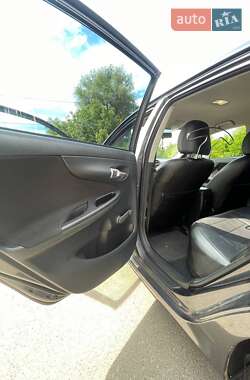 Седан Toyota Corolla 2010 в 