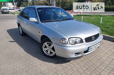 Хетчбек Toyota Corolla 2000 в Одесі