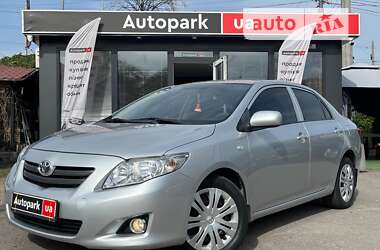 Седан Toyota Corolla 2008 в Виннице