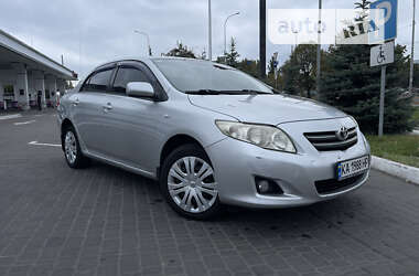 Седан Toyota Corolla 2008 в Києві