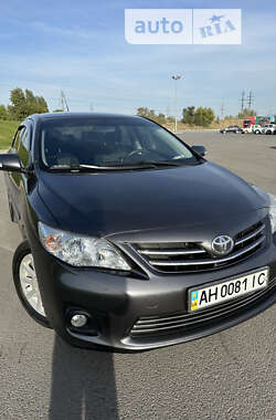 Седан Toyota Corolla 2012 в Днепре