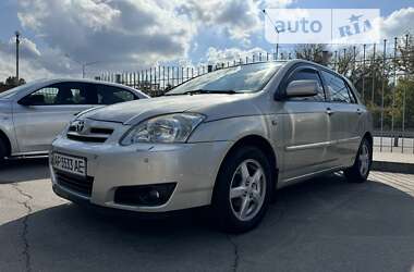 Хэтчбек Toyota Corolla 2005 в Запорожье