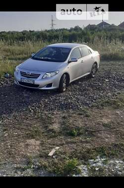 Седан Toyota Corolla 2007 в Ужгороде