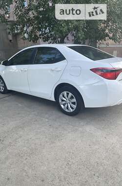 Седан Toyota Corolla 2016 в Виннице